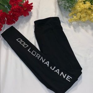 Lorna Jane black high waisted leggings